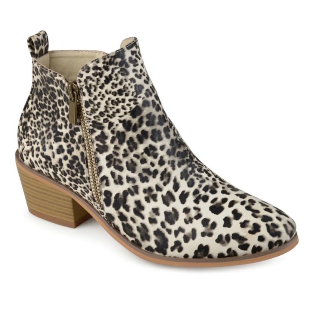 Leopard Booties Size 6.5 NWT